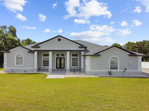 6644 Country Club Rd, Wesley Chapel, FL 33544