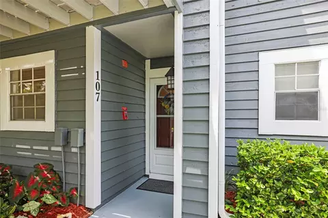 2101 Fox Chase Blvd #107, Palm Harbor, FL 34683