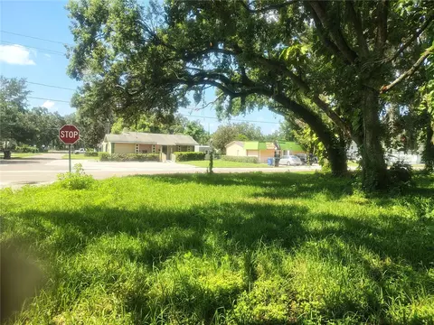 113 E Robertson St, Brandon, FL 33511 photo 8