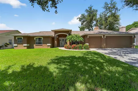 2710 Bent Leaf Dr, Valrico, FL 33594