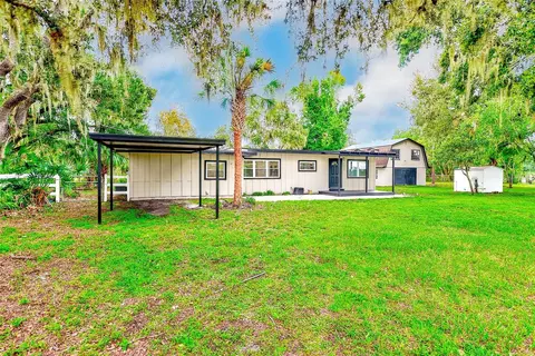 2808 Blount Rd, Dover, FL 33527