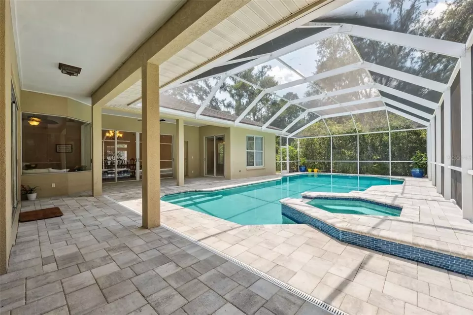 Exterior - 27641 Lincoln Pl, Wesley Chapel, FL 33544 photo 6 of 25