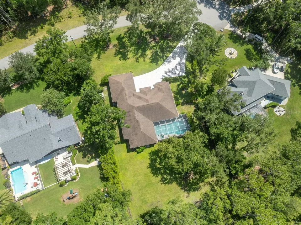 View/Area - 27641 Lincoln Pl, Wesley Chapel, FL 33544 photo 11 of 12