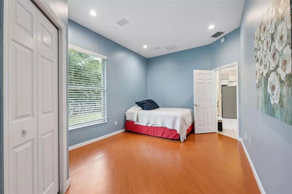 Bedroom - 27641 Lincoln Pl, Wesley Chapel, FL 33544 photo 2 of 5