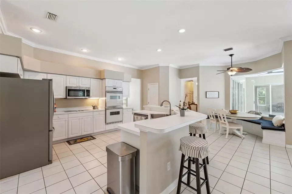 Kitchen - 27641 Lincoln Pl, Wesley Chapel, FL 33544 photo 8 of 8