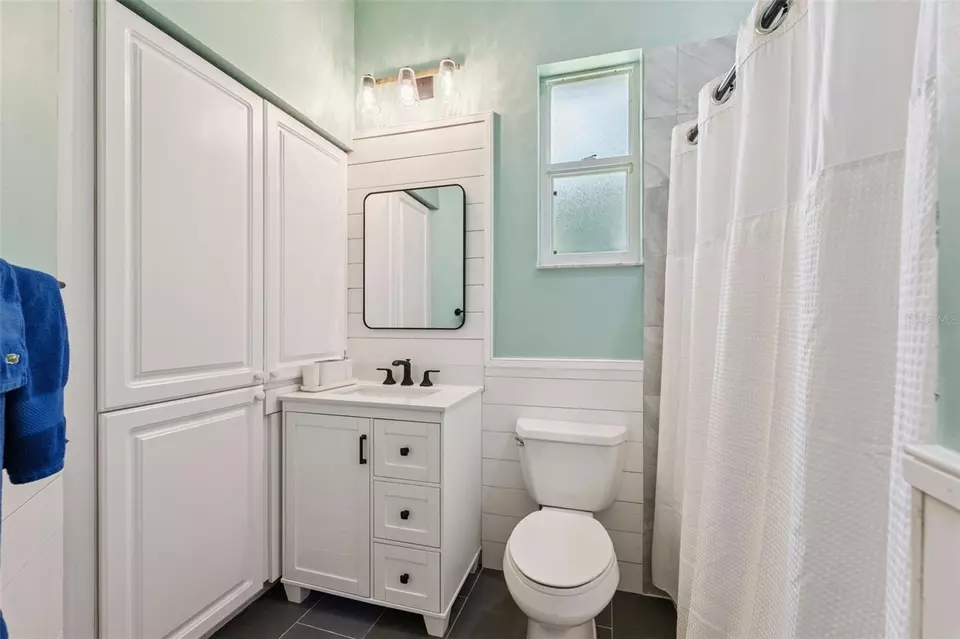 Bath - 27641 Lincoln Pl, Wesley Chapel, FL 33544 photo 7 of 7