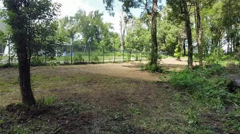 Skyline Drive, Dade City, FL 33523