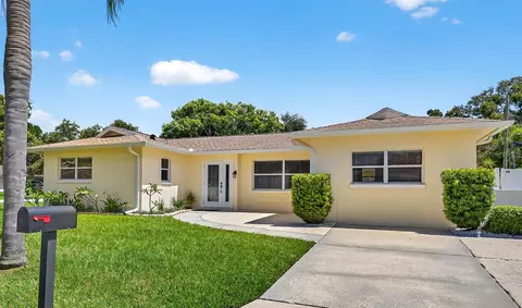 5650 45th Ave N, Saint Petersburg, FL 33709