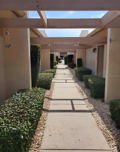 11132 Pembridge Ct #3, Port Richey, FL 34668