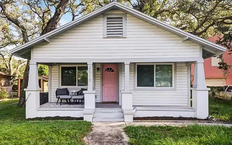 2010 E Ida St, Tampa, FL 33610