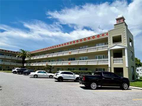 2426 Ecuadorian Way #58, Clearwater, FL 33763