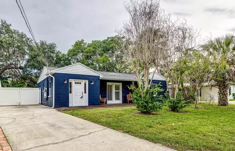3002 W Meadow St, Tampa, FL 33611