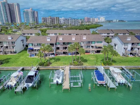 119 Marina Del Rey Ct, Clearwater Beach, FL 33767