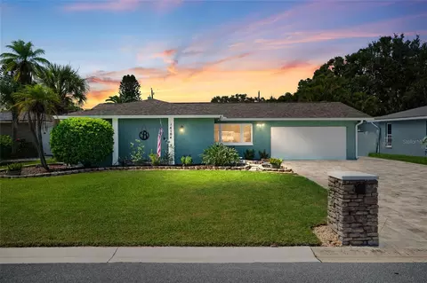 14104 80th Ave, Seminole, FL 33776