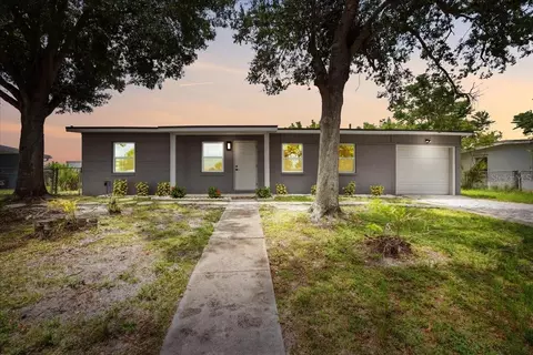 3132 Crestwood Dr, Port Charlotte, FL 33952