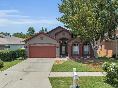 31306 Heatherstone Dr, Wesley Chapel, FL 33543