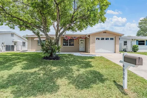 9330 Saint Regis Ln, Port Richey, FL 34668