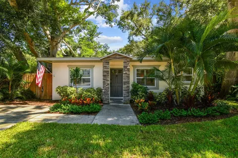 3215 W Villa Rosa St, Tampa, FL 33611