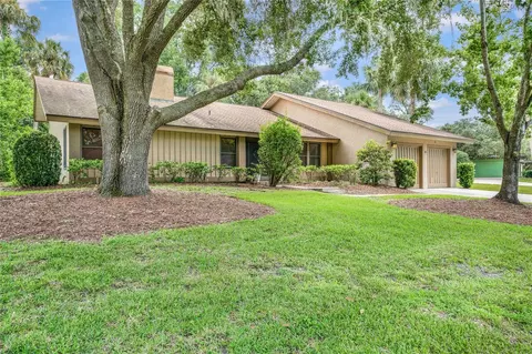 35 Pine Dr, Homosassa, FL 34446