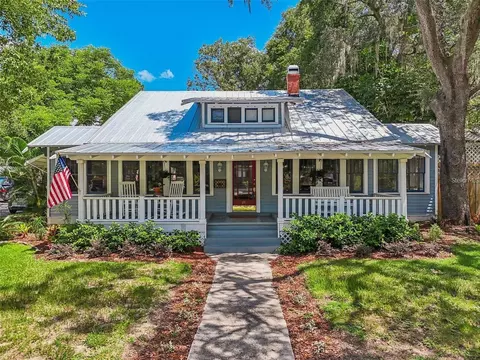 119 W Powhatan Ave, Tampa, FL 33604