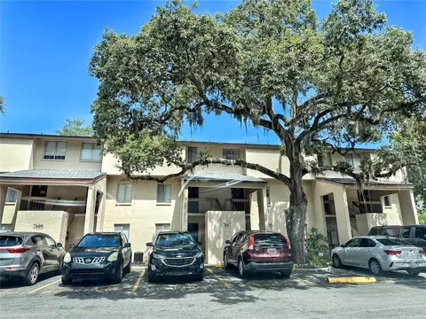 7607 Abbey Ln #2, Tampa, FL 33617