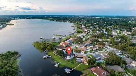 10636 Harborside Dr, Largo, FL 33773