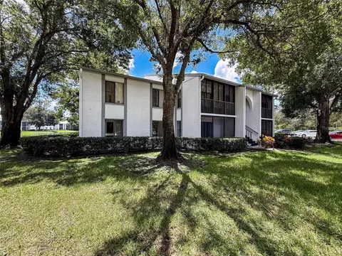 1135 Pine Ridge Cir W #A1, Tarpon Springs, FL 34688
