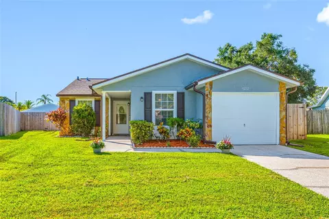 1252 Holly Cir, Oldsmar, FL 34677