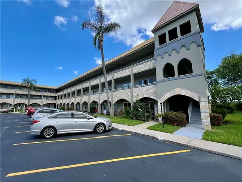 2462 Brazilia Dr #20, Clearwater, FL 33763