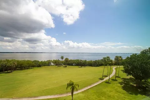 2618 Cove Cay Dr #706, Clearwater, FL 33760