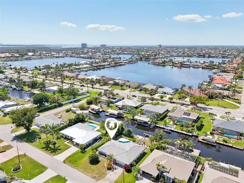 5208 SW 3rd Ave, Cape Coral, FL 33914
