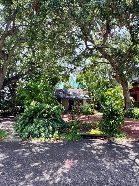3110 W Wallcraft Ave, Tampa, FL 33611