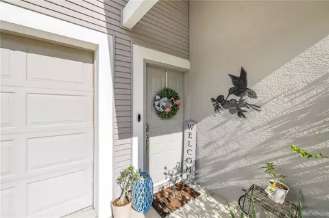9603 Tara Cay Ct #55, Seminole, FL 33776