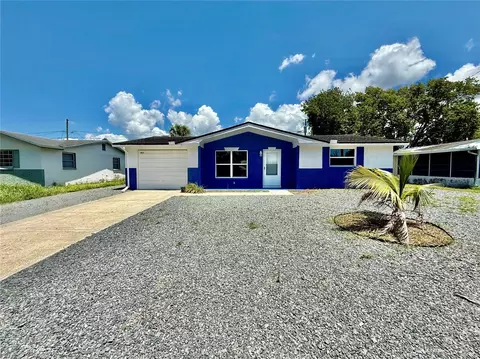 10824 Hillcrest Ave, Port Richey, FL 34668