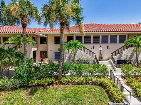 1800 Mariner Dr #8, Tarpon Springs, FL 34689