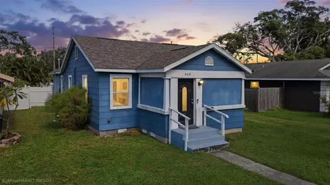469 38th Ave N, Saint Petersburg, FL 33704
