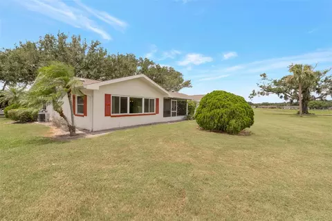 1005 Harefield Cir #43, Sun City Center, FL 33573