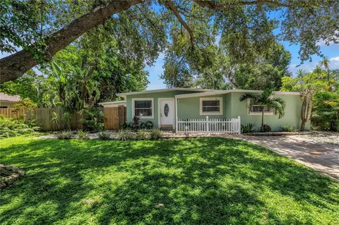 6719 13th St N, Saint Petersburg, FL 33702