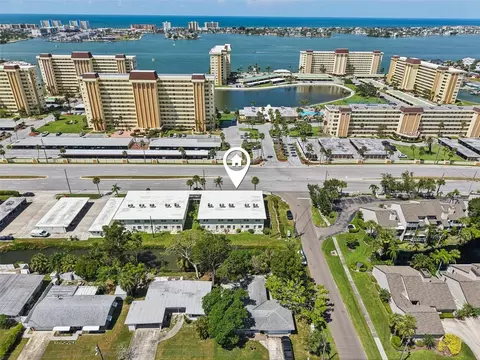 4565 Duhme Rd #103, Madeira Beach, FL 33708