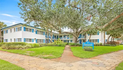 800 Beach Dr NE, Saint Petersburg, FL 33701