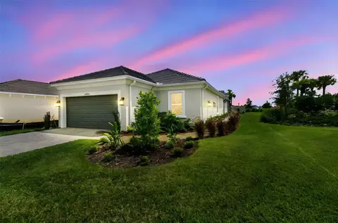 29492 Zupetta Ln, Wesley Chapel, FL 33543