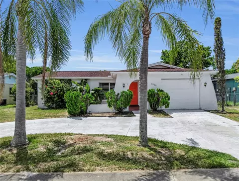 8020 Norwich Dr, Port Richey, FL 34668