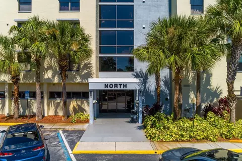 701 S Madison Ave #317, Clearwater, FL 33756