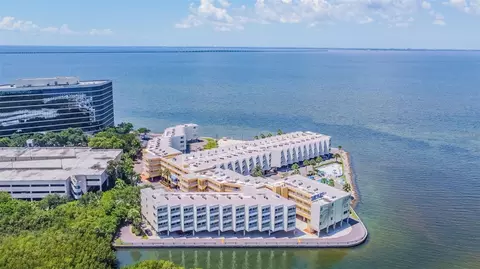 2506 N Rocky Point Dr #475, Tampa, FL 33607