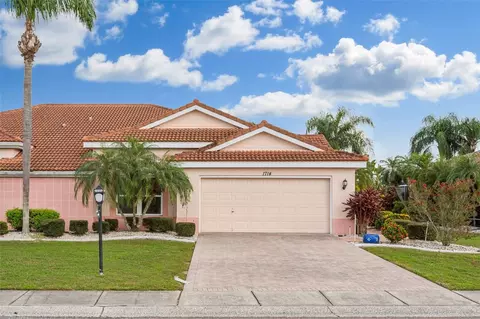 1714 S Pebble Beach Blvd, Sun City Center, FL 33573