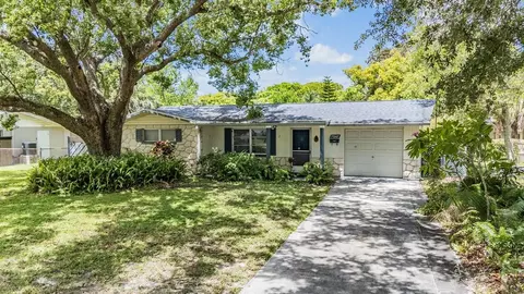7047 Green St, New Port Richey, FL 34652
