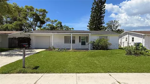 3519 Emory Dr, Holiday, FL 34691