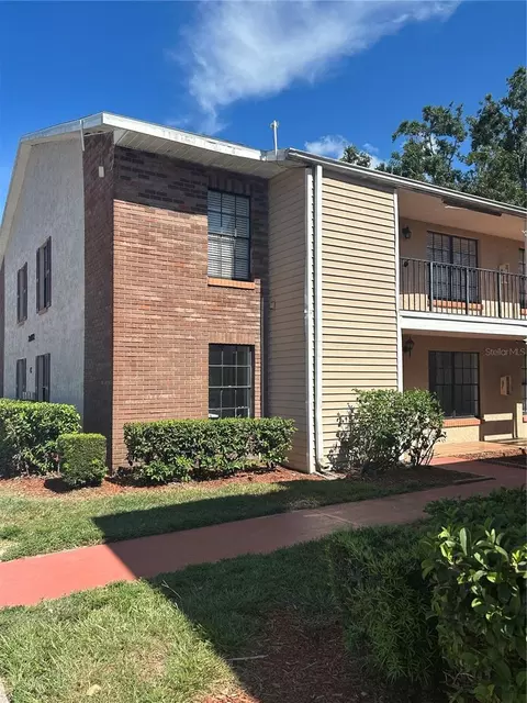 21032 Voyager Blvd #4, Land O Lakes, FL 34638