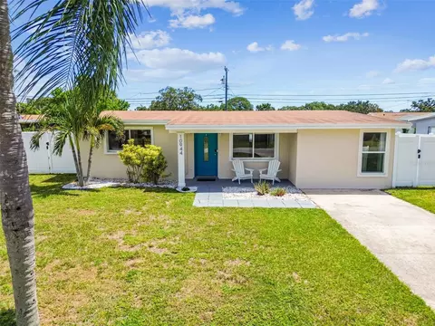10944 106th Ave, Largo, FL 33778