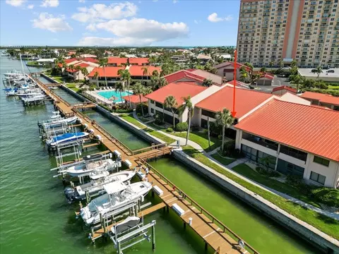 4780 Brittany Dr S #111, Saint Petersburg, FL 33715